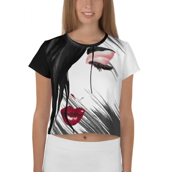 Airbrush cropped tee with girl's face